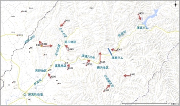 斜め空中写真撮影位置図 （ 図中の数字は写真番号を、矢印は撮影方向を示しています）<br>※位置図の背景地図は、国土地理院の地理院タイルを使用しております。